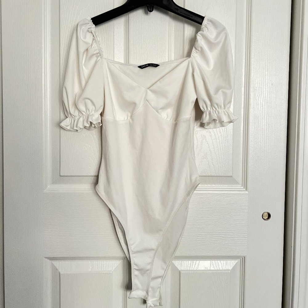 White sweetheart top bodysuit